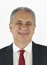 Foto de urna de Carlos Zarattini