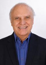 Foto de urna de Professor Arten
