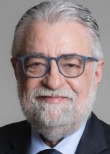 Foto de urna de Doutor Cesar Fernandes