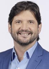 Foto de urna de André do Prado