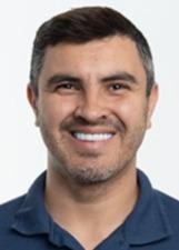 Foto de urna de Luciano Aquino