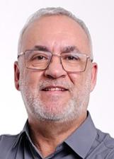 Foto de urna de Carlos Pires