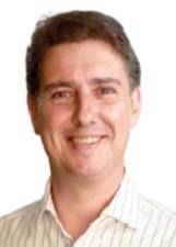 Foto de urna de Alexandre Cachorrão