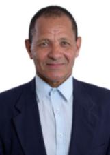 Foto de urna de Deusdete Assunção