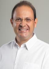 Foto de urna de Breno Silveira