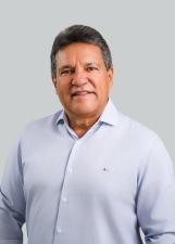 Foto de urna de Osires Damaso