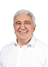 Foto de urna de Laurez Moreira