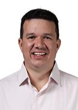 Foto de urna de Rafael do Dr Gismar Gomes