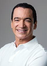 Foto de urna de Alexandre Guimarães