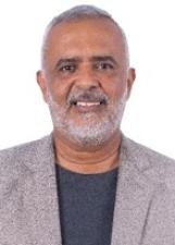 Foto de urna de Roberto Reis