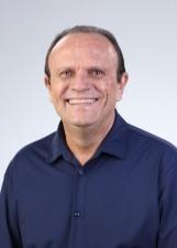 Foto de urna de Orleando Silva