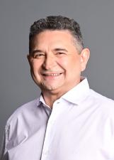 Foto de urna de Raimundo Martins