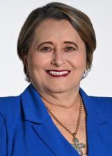Foto de urna de Hila Bernardes