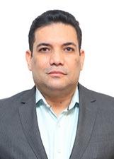 Foto de urna de Nery Charlie