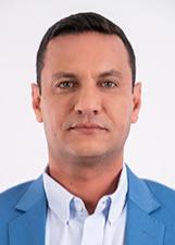 Foto de urna de Léo Portilho