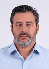 Foto de urna de Dr. Ramon