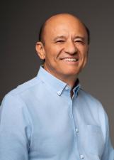 Foto de urna de Lívio Luciano