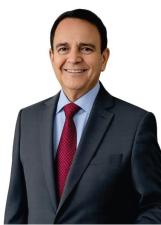 Foto de urna de Hélio Debrey