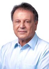 Foto de urna de Adib Elias